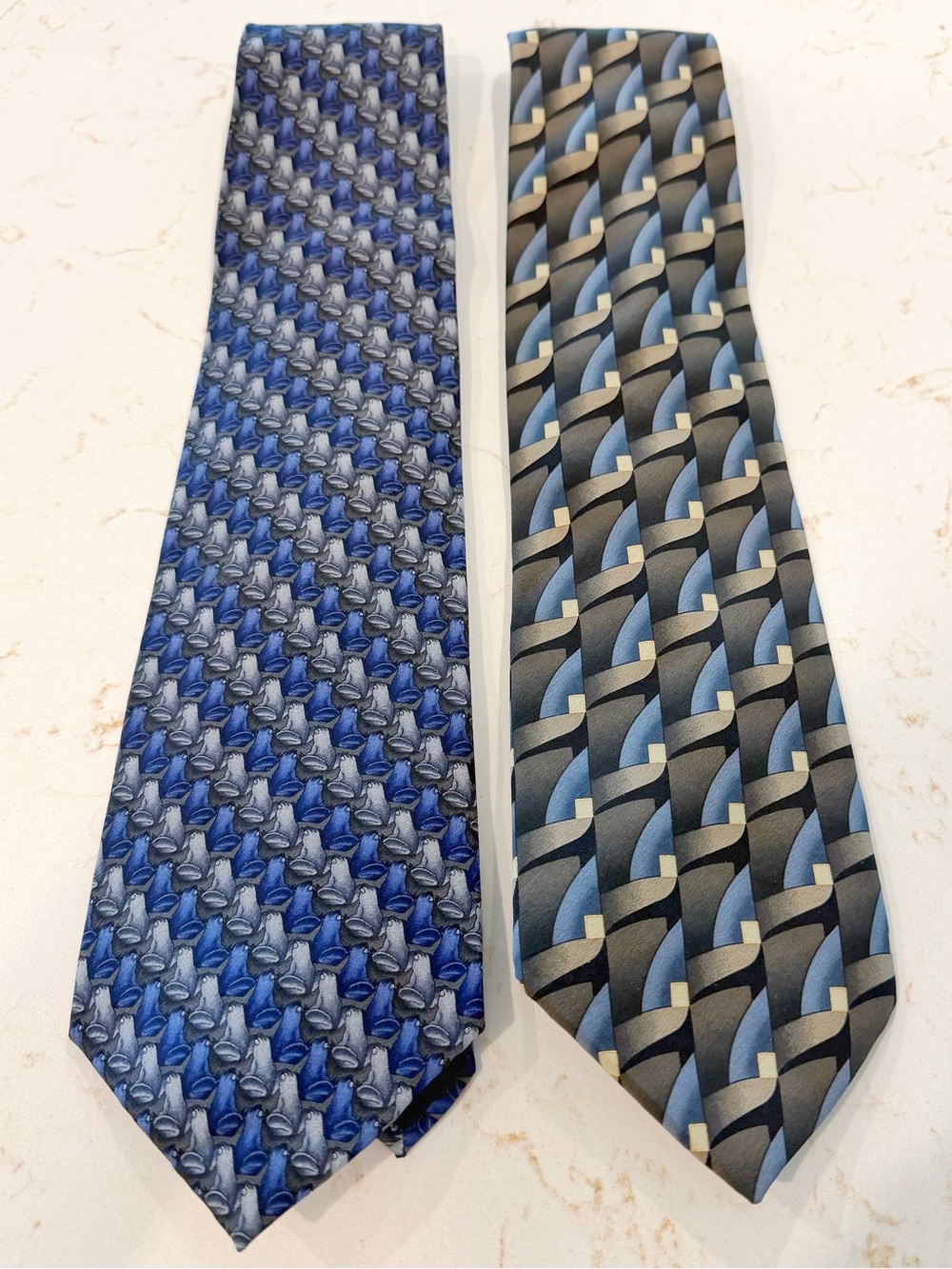 Set of 2 men’s neck ties (blues and grays)